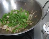 தக்காளி குடைமிளகாய் சாதம்(Thakkali kudaimilakaai saatham recipe in tamil) ரெசிபி ஸ்டேப் 6 புகைப்படம்