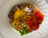 A picture of step 3 of Maggi bhel.