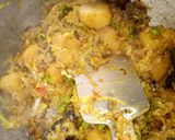 বাঁধাকপি  ও কাতলা মাছের মাথার ঘন্ট (bandhakopi o katla macher ghonto recipe in Bengali) রেসিপি ধাপ - 4 ছবি