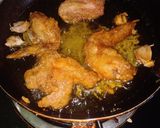 Foto langkah ke 7 dari resep Ayam goreng bawang putih.