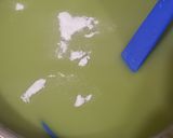 Foto langkah ke 2 dari resep Matcha Silky Pudding.