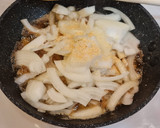 Foto del paso 8 de la receta: Albóndigas de merluza en salsa de ajo y perejil