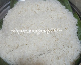 Foto langkah ke 2 dari resep Lemper Telang (Onigiri) isi Ayam.