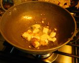 A picture of step 4 of Potato tomato panneer masala.