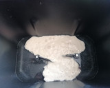 Foto del paso 3 de la receta: Hogaza de pan de ajo con masa madre