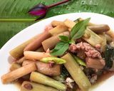 รูปขั้นตอนการทำที่ 2 ของ สายบัวหมูสับ