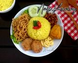 Foto langkah ke 4 dari resep Nasi Kuning Magicom Simple.