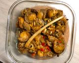 Foto langkah ke 3 dari resep Tumis Kerang Pedas Manis.