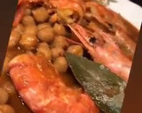 Foto del paso 3 de la receta: Garbanzos con gambones