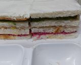 A picture of step 5 of ColeSlaw Sandwich.