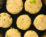 A picture of step 3 of Falhari Allu Tikki Chaat.