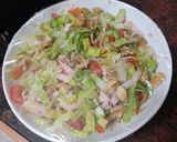 Foto del paso 3 de la receta: Poke de ensalada con jamón cocido, espárragos y nueces