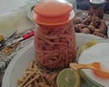 A picture of step 4 of Ginger Pickle.