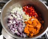 Foto del paso 4 de la receta: Kraken en su salsa(Cazuela simple de mariscos)