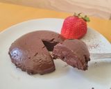 รูปขั้นตอนการทำที่ 6 ของ Valentine's chocolate milk pudding & strawberry ไม่ใช้เตาอบ ❤️