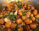 Hình bước làm 4 của món Heo viên xốt gochujang