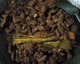 Foto langkah ke 5 dari resep Semur Daging Dan Telur.