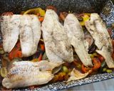 Mediterrán hekkfilé zöldségágyon recept fázis 2 fotója