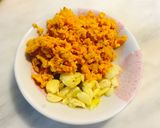 Hình bước làm 2 của món Bún xào đuôi bò