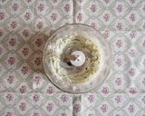 Foto del passaggio 9 della ricetta Briochine con pomodorini secchi e mousse di crescenza al coriandolo