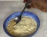 A picture of step 2 of Fruity oatmeal.
