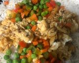 A picture of step 4 of Fried rice 🍚 with Kung pao prawns 🍤.