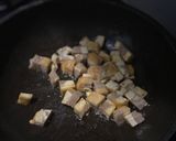 Foto langkah ke 3 dari resep Nasi goreng Cabe hijau.