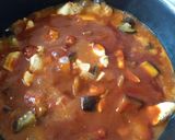 Foto del paso 1 de la receta: Salsa de tomates con pollo y berenjenas