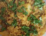 A picture of step 6 of Achari aloo gobhi.