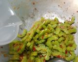 Foto langkah ke 4 dari resep #69 Tumis Pare Telor Pedas.