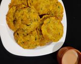 A picture of step 4 of Chana dal methi puri.