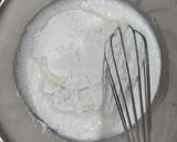 A picture of step 2 of Valentines gift cake.
