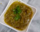 A picture of step 4 of Tamarind and mint chutney.
