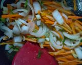 Foto langkah ke 5 dari resep Ayam Saus Wortel Asam Manis Pedas.