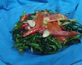 Foto langkah ke 3 dari resep 43. Tumis Kangkung ala Kampung.