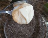 Foto langkah ke 2 dari resep Mango Yogurt Chia Seed Pudding.