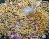 Foto del passaggio 3 della ricetta Pasta e piselli risottata con pancetta