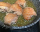 Foto langkah ke 2 dari resep Ayam Goreng Mentega.