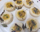 A picture of step 9 of Semolina stuffed glass Dhokla.