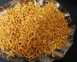 A picture of step 8 of Spicy sev.
