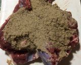 Foto del paso 4 de la receta: Pata de cordero Patagonico rellena a las finas hierbas