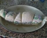 Foto del paso 6 de la receta: Raviolón arrollado de pollo con salsa mixta