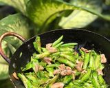Hình bước làm 2 của món Đậu Rồng Xào Nấm Rơm Chay
