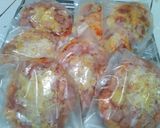 Foto langkah ke 6 dari resep Pizza ala Rumahan.