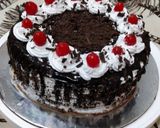 ब्लैक फॉरेस्ट केक(Black forest cake recipe in Hindi) रेसिपी चरण 11 फोटो