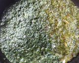Foto del paso 5 de la receta: Omelette verde de espinaca, quinoa relleno de pollo y queso