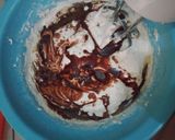 Foto langkah ke 4 dari resep Cake kukus coklat(base cake ultah).