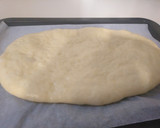 Foto del paso 7 de la receta: Coca de brioche con piñones