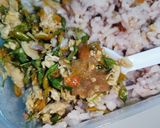รูปขั้นตอนการทำที่ 7 ของ ดอกโสนผัดไข่