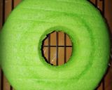 Foto langkah ke 14 dari resep Bolu Pandan Santan Kukus.